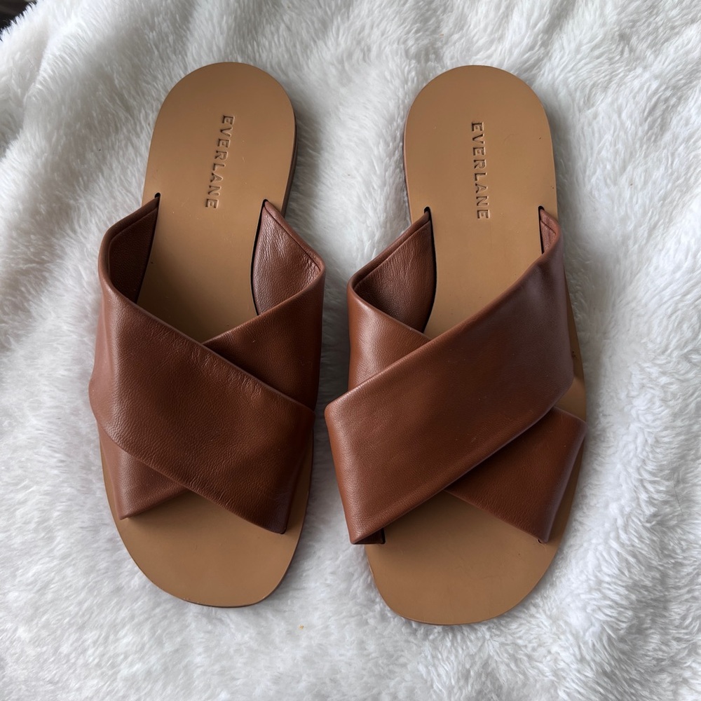 Everlane The Day Crossover Sandals - size 6.5